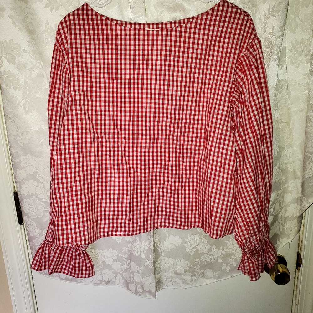 🌼 🍎 Nordstrom's Red/White Gingham Print Blouse 🍎